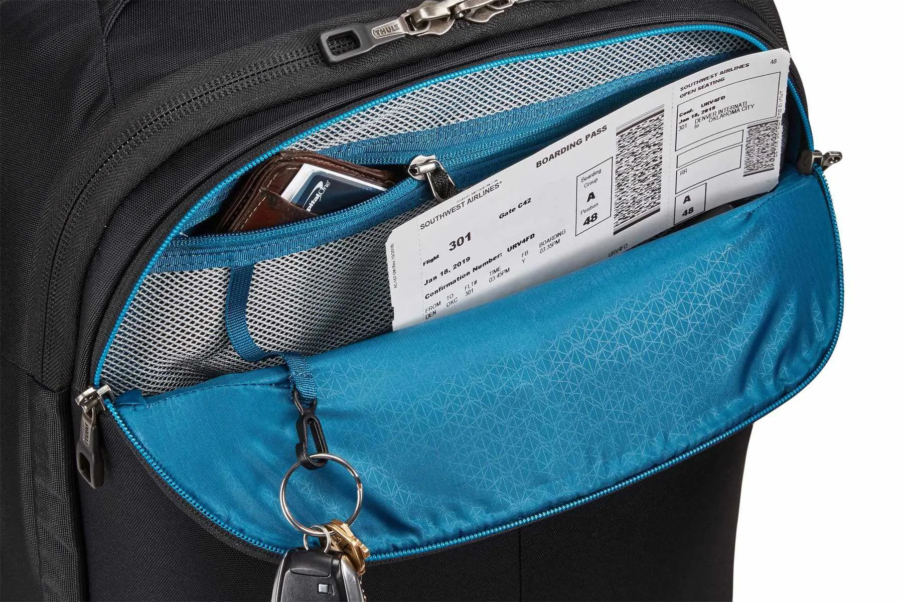 Thule Subterra Carry-on Spinner 33L | Black